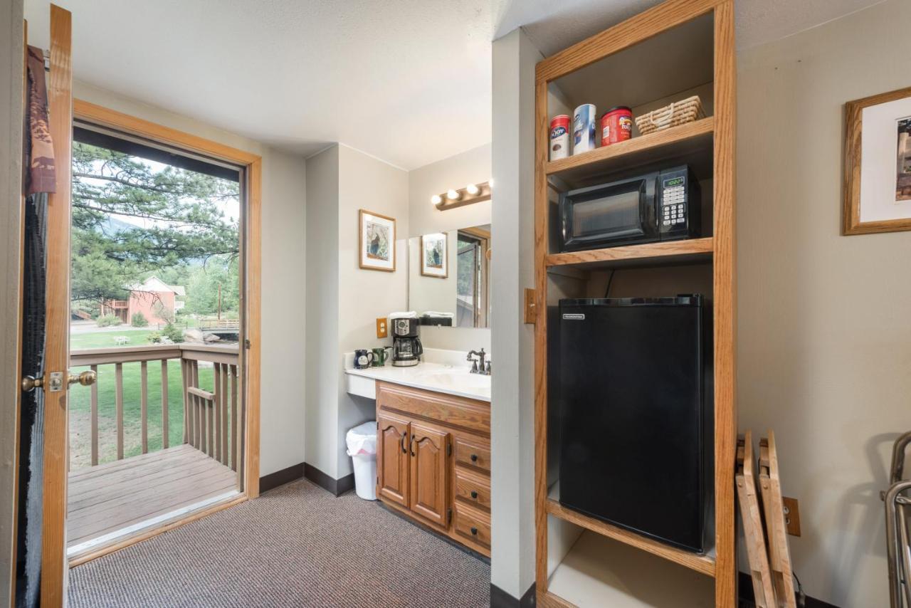 4 Seasons Inn On Fall River Естес Парк Екстериор снимка