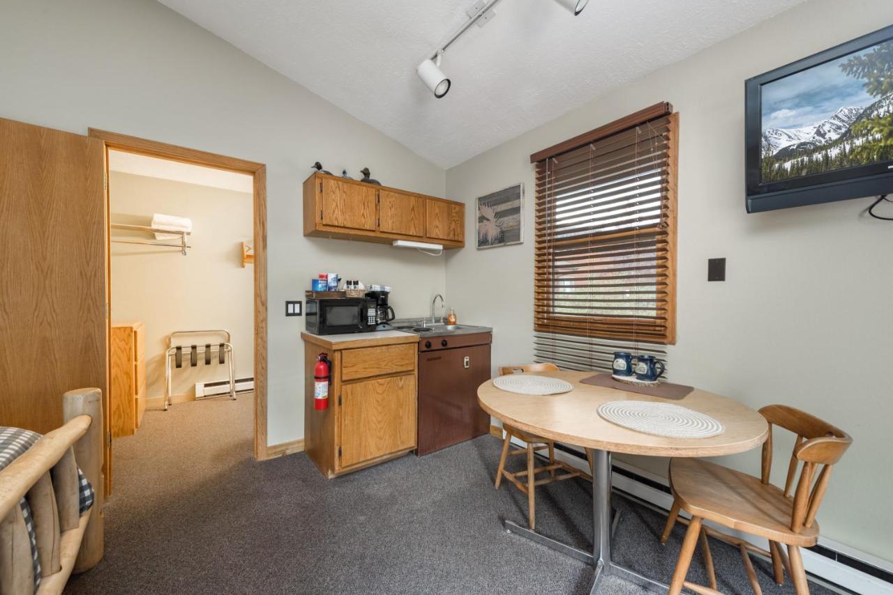 4 Seasons Inn On Fall River Естес Парк Екстериор снимка
